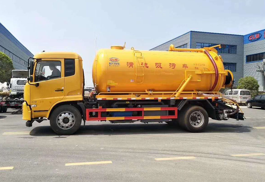 清洗吸污车该怎么进行保养和清洗？