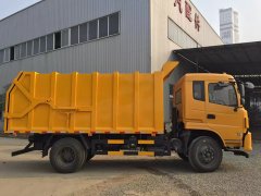 热销推荐-国五东风专底压缩式对接垃圾车CLW516