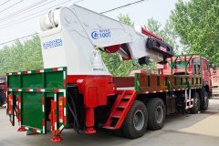 程力专用车大吨位折臂吊，开启随车吊新纪元