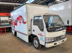 冬季流动舞台车发动机如何保养